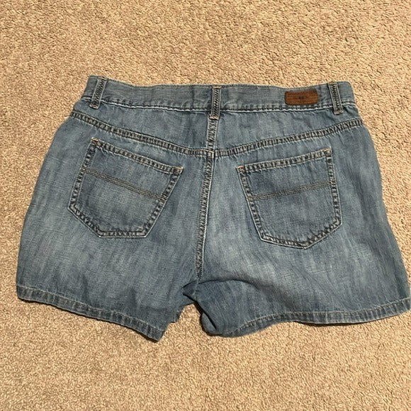 Tommy Hilfiger Jean Shorts - Size 10