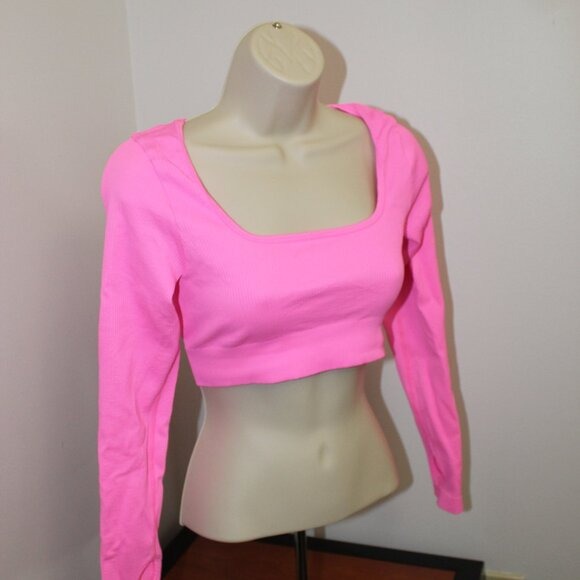 OQQ Long Sleeve Round Neck Crop Tops - Size M