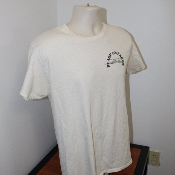 PacSun Peach on Earth T-Shirt - Size M