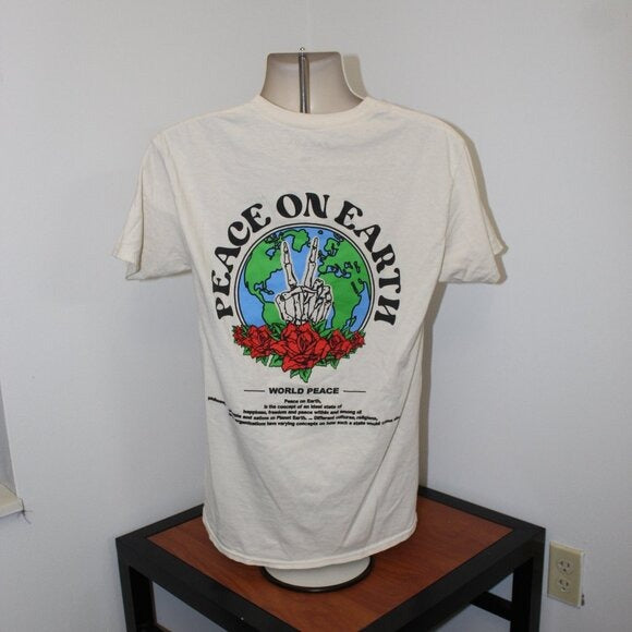 PacSun Peach on Earth T-Shirt - Size M