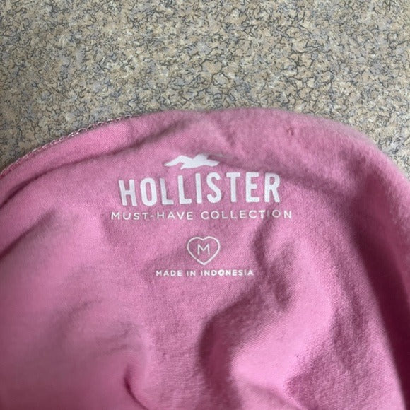 Hollister Must Have Collection Top - Size M