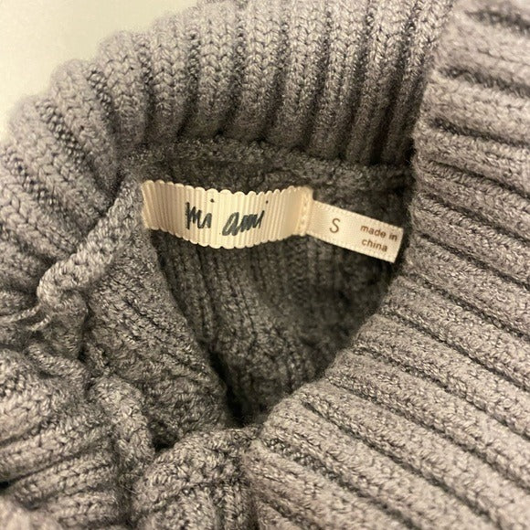Mi Ami Francesca's Light Grey Turtleneck Cropped Sweater - Size S