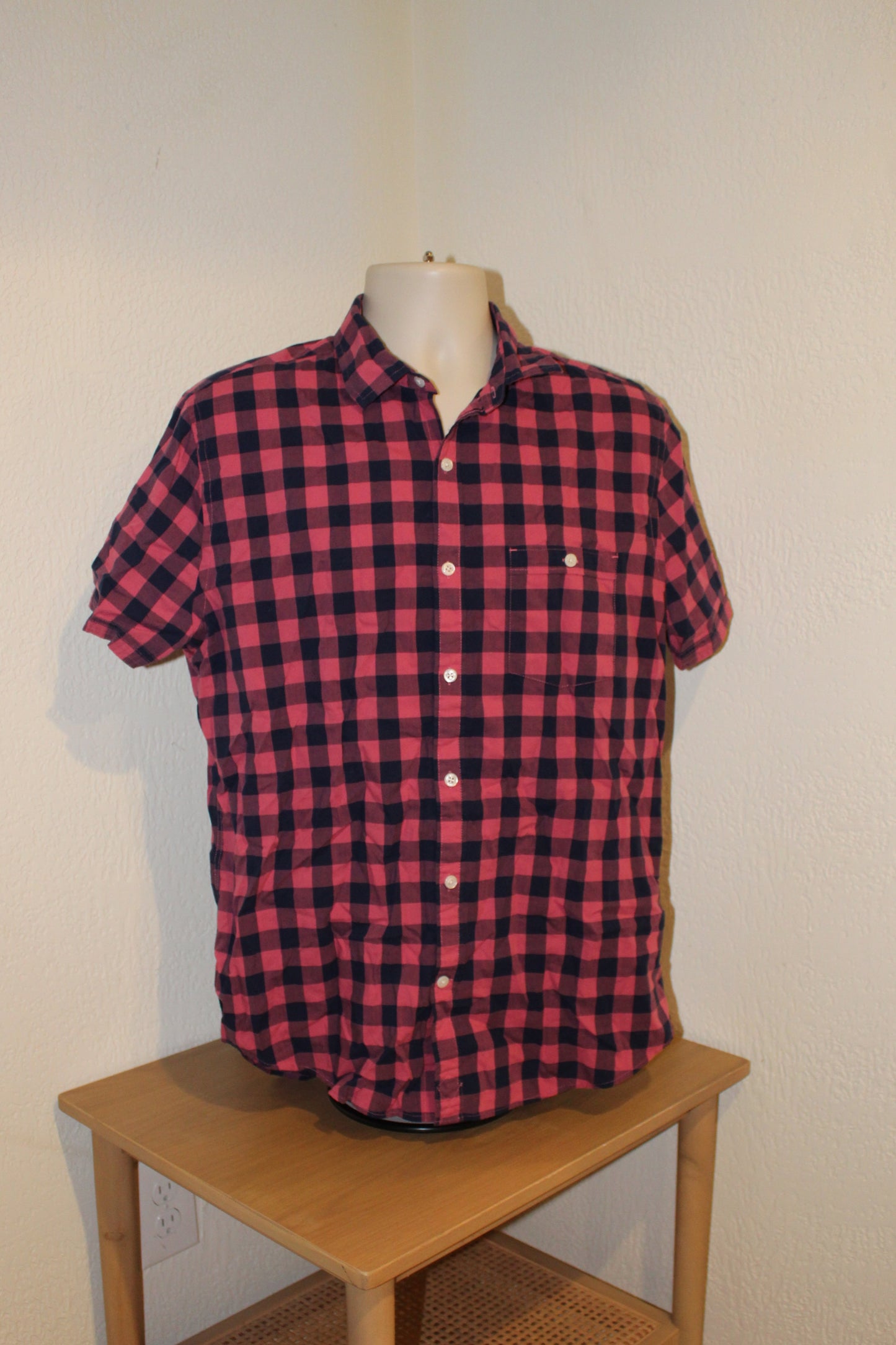 Express Short Sleeve Casual Button Up - Size L/G