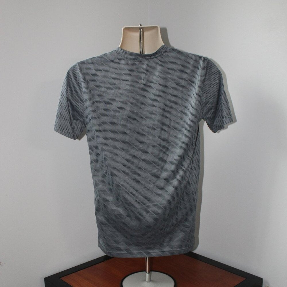 Nike Dri Fit T-Shirt - Size S