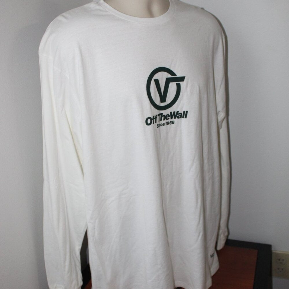 Long Sleeve Classic Fit Vans T-Shirt - Size L