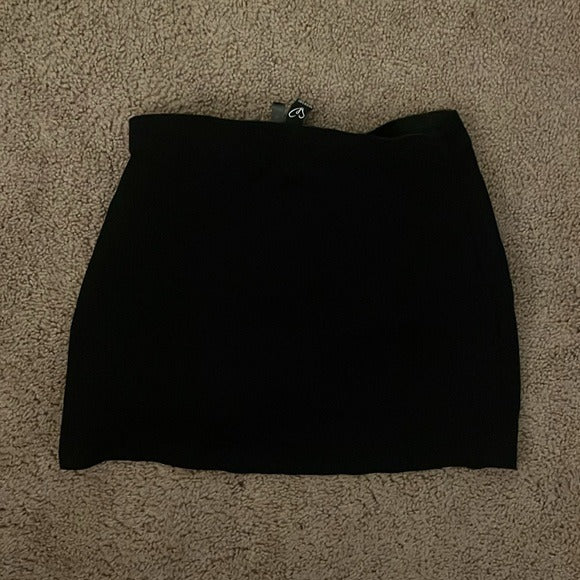 Windor Black Mini Skirt - Size M