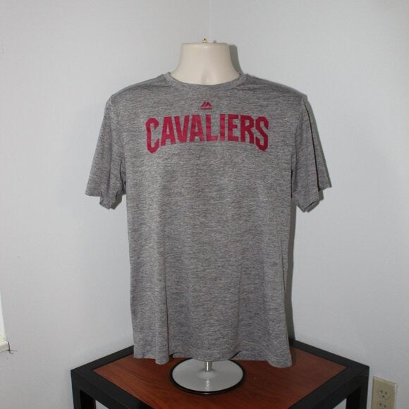 Cleveland Cavaliers Majestic Cool Base Short Sleeve T-Shirt - Size M