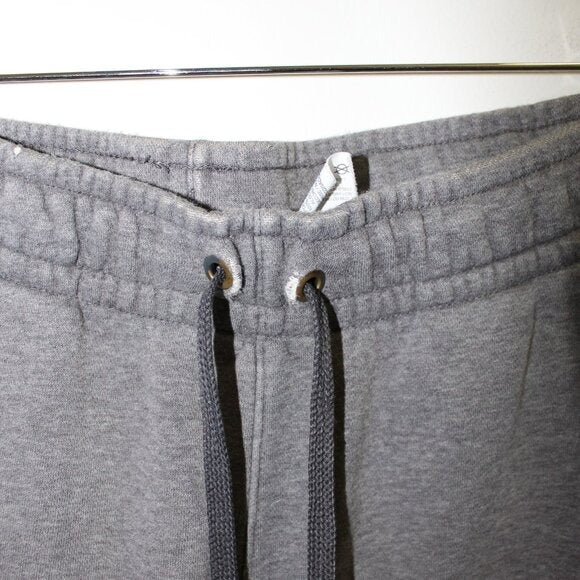 Nike Sweatshorts - Size L