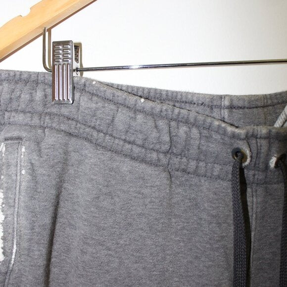 Nike Sweatshorts - Size L