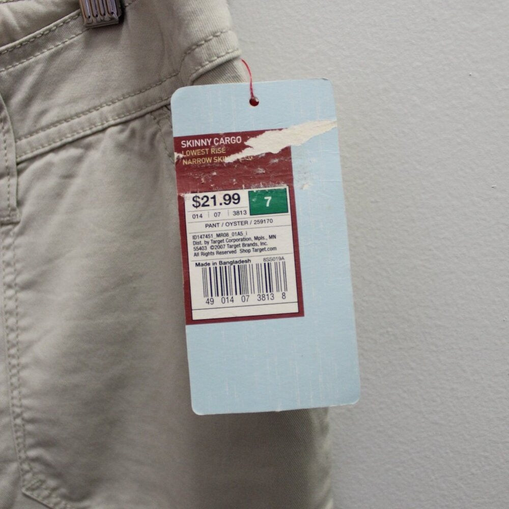 New Mossimo Supply CO. Lowest Waist & Straight - Size US 6