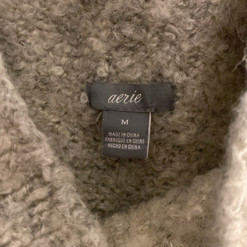 Aerie Turtle Neck Sweater - Size M