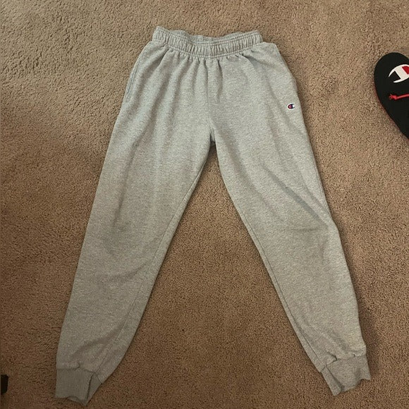 Champion Authentic Athleticwear - Size M