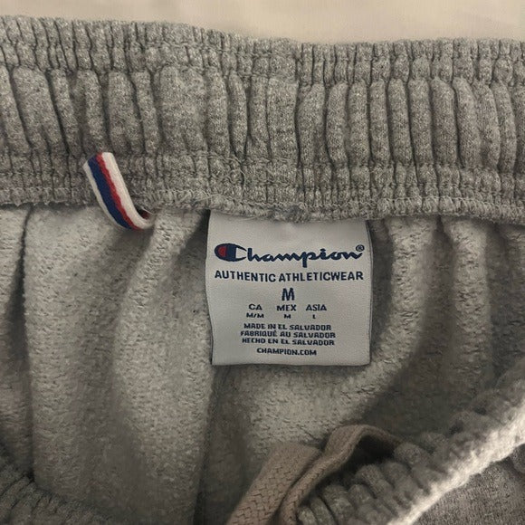 Champion Authentic Athleticwear - Size M