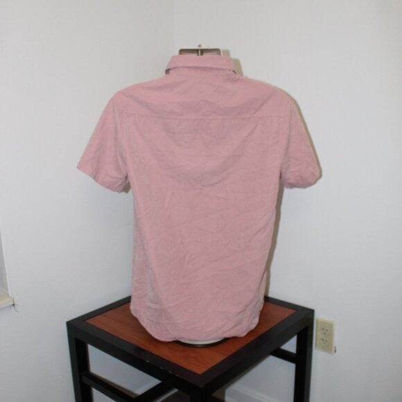 Stylish 'Vogue Best+' Button-Down Shirt No Size Tag (Fits Like M/L)
